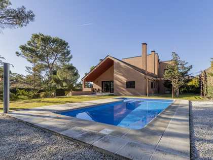 Дом / вилла 573m² на продажу в Boadilla Monte, Мадрид