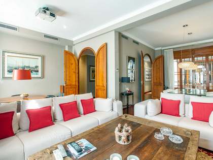 Apartmento de 336m&sup2; em aluguer em El Pla del Remei