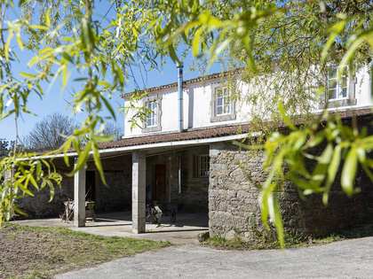 Загородный дом 920m² на продажу в Pontevedra, Галисия