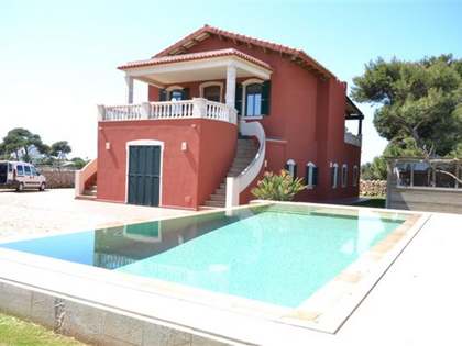 Villa de 273m² con 22m² de terraza en venta en Menorca