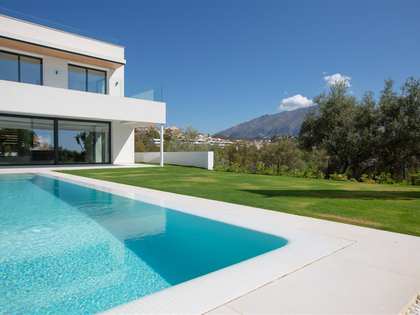 casa / villa di 404m² con 206m² terrazza in vendita a Nueva Andalucía