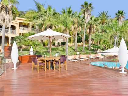 maison / villa de 2,143m² a vendre à Santa Eulalia, Ibiza