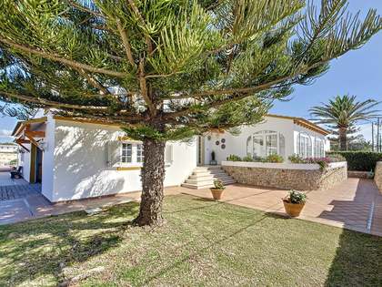 Casa / villa de 274m² con 930m² de jardín en venta en Ciutadella