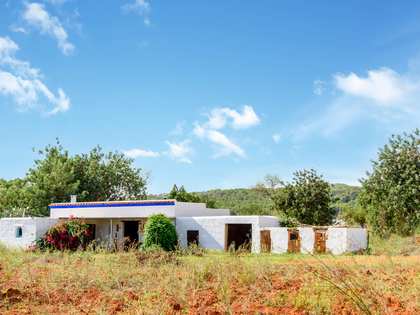 Terrain à bâtir de 640m² a vendre à Santa Eulalia, Ibiza