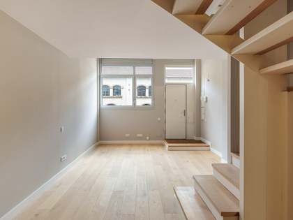 在 新城区, 巴塞罗那 115m&sup2; 出售 房子 包括 23m&sup2; 露台