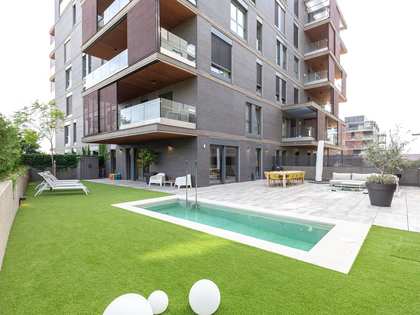 156m² lägenhet med 195m² terrass till salu i Esplugues