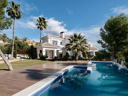 714m² house / villa for sale in Sierra Blanca / Nagüeles