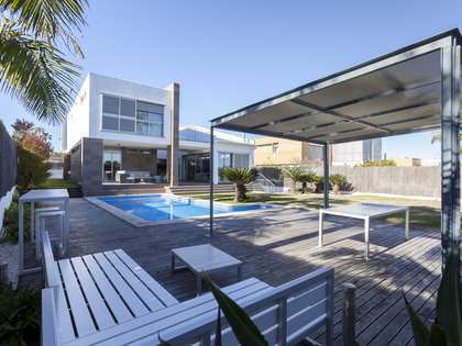 445m² haus / villa mit 94m² terrasse zum Verkauf in Bétera