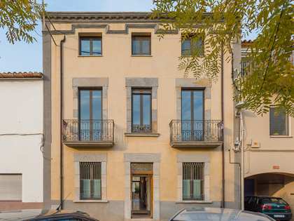 405m² Hus/Villa med 265m² Trädgård till salu i Baix Emporda