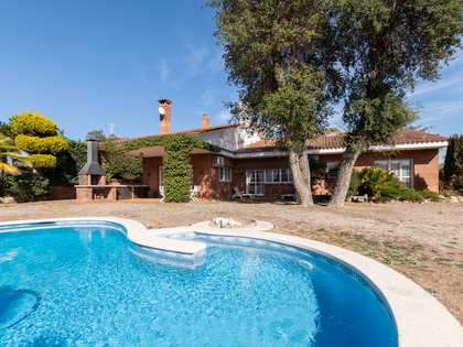 Casa / villa di 543m² in vendita a Sant Cugat, Barcellona