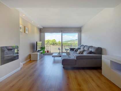 125m² apartment with 10m² terrace for sale in Sant Just