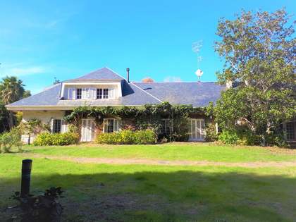 Casa / Vila de 1,547m&sup2; &agrave; venda em Godella / Rocafort