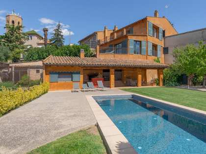 Huis / villa van 594m² te koop met 415m² Tuin in Alt Empordà