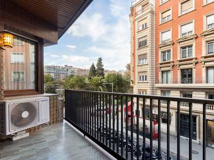 111m² apartment with 6m² terrace for sale in Turó Park