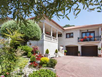 583m² haus / villa zum Verkauf in Pontevedra, Galicia