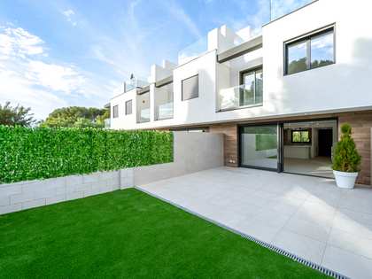 Casa / vila de 201m² with 56m² Jardim à venda em Tarragona Cidade