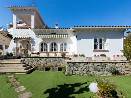 Casa / villa di 180m² in vendita a El Masnou, Barcellona
