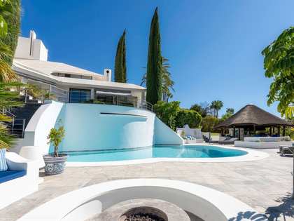 Villa van 577m² te koop in Nueva Andalucía, Costa del Sol