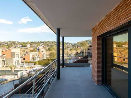 Casa / vil·la de 307m² en venda a Vallromanes, Barcelona