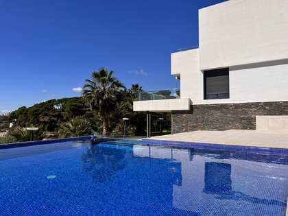 602m² house / villa with 1,020m² garden for sale in Mataro