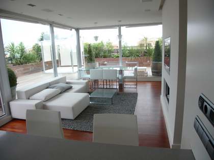 Penthouse de 143m&sup2; em aluguer em Ciudad de las Ciencias