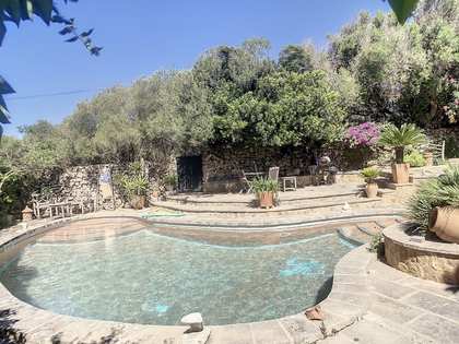 Huis / villa van 196m² te koop in Sant Lluis, Menorca
