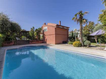 290m² house / villa for sale in Boadilla Monte, Madrid