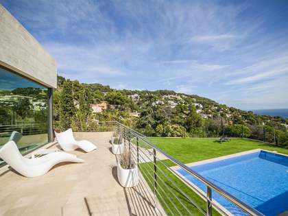 Luxury villa for sale in Blanes on the Costa Brava