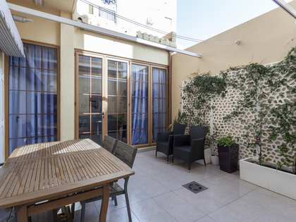 Casa / villa di 374m² con 40m² terrazza in affitto a Playa Malvarrosa/Cabanyal