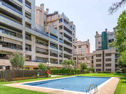 在 Pedralbes, 巴塞罗那 214m&sup2; 出售 房子 包括 23m&sup2; 露台