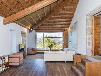 huis / villa van 320m² te koop in Pontevedra, Galicia