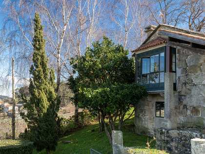 Casa / vil·la de 196m² en venda a Pontevedra, Galicia
