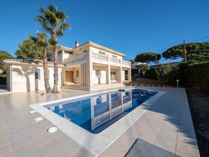 349m² house / villa for sale in Platja d'Aro, Costa Brava