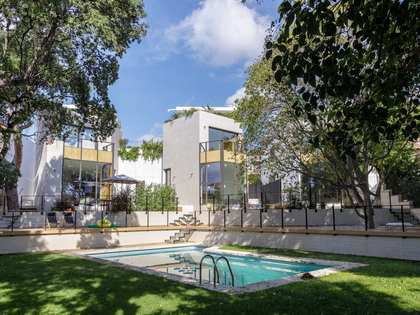 Дом / вилла 238m² на продажу в Премия де Дальт, Барселона