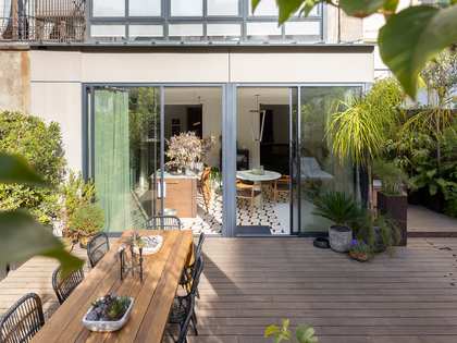 233m² apartment with 120m² terrace for sale in Eixample Right