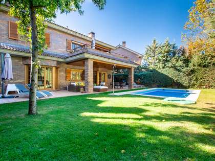 Дом / вилла 422m² на продажу в Лас Росас, Мадрид