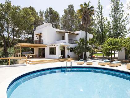 Casa / Vila de 360m&sup2; with 2,300m&sup2; Jardim &agrave; venda em San Jos&eacute;