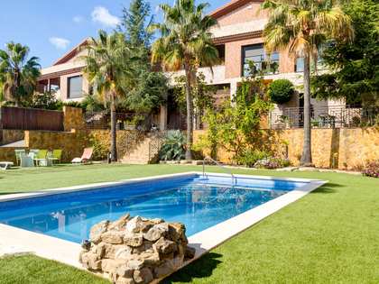 438m² hus/villa till salu i Tarragona, Tarragona