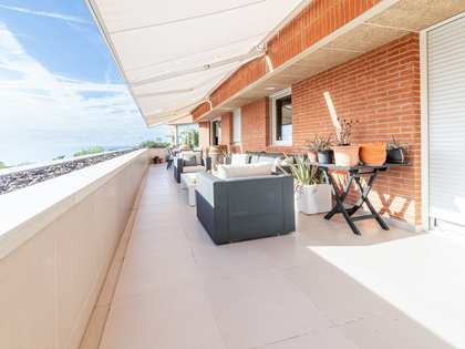 Appartamento di 182m² con 65m² terrazza in vendita a Rat-Penat