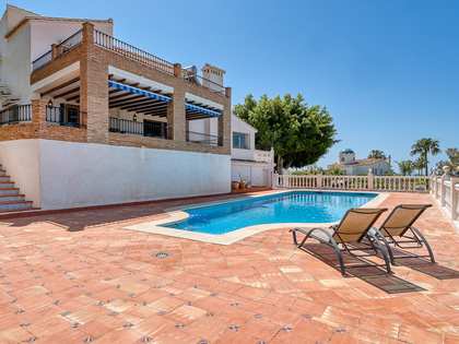 Maison / villa de 395m² a vendre à Axarquia, Malaga
