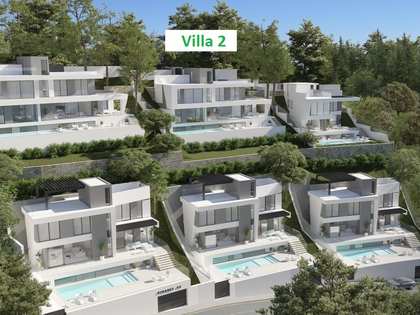 Дом / вилла 560m², 120m² террасa на продажу в East Málaga