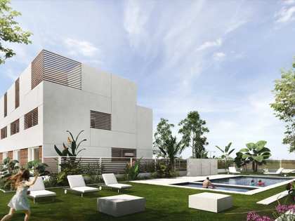 Casa / villa de 265m² con 108m² de jardín en alquiler en Gavà Mar
