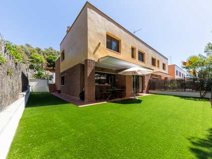 Casa / vil·la de 185m² en venda a Rat-Penat, Barcelona