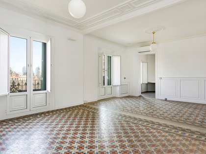 185 m² apartment for rent in Eixample Right, Barcelona