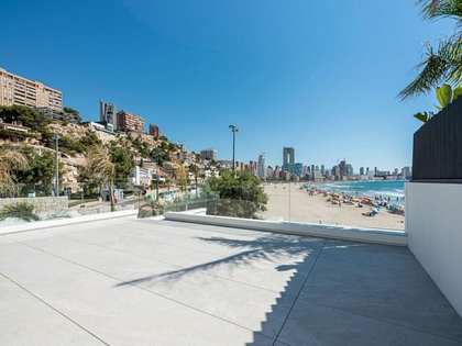 149m² apartment with 74m² terrace for sale in Benidorm Poniente