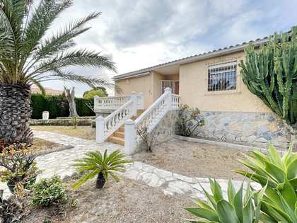 151m² house / villa for sale in playa, Alicante