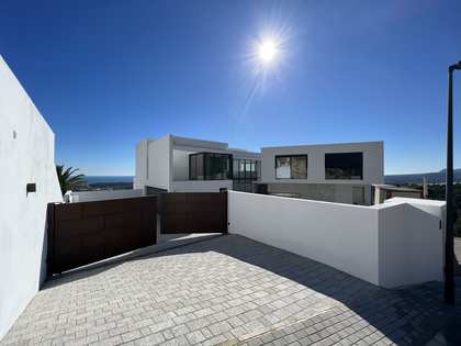 Дом / вилла 920m² на продажу в Altea Town, Costa Blanca