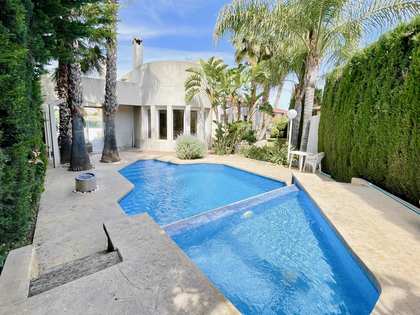 Casa / vil·la de 282m² en venda a San Juan, Alicante