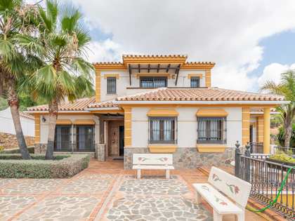 352m² landhaus zum Verkauf in East Málaga, Malaga