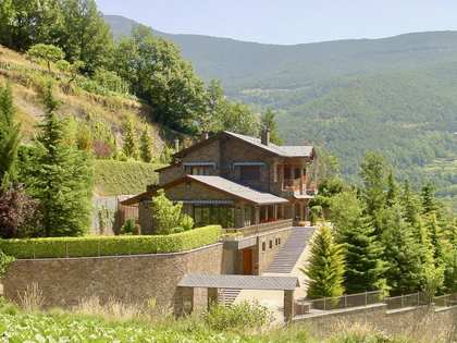 595m² house / villa for sale in La Massana, Andorra